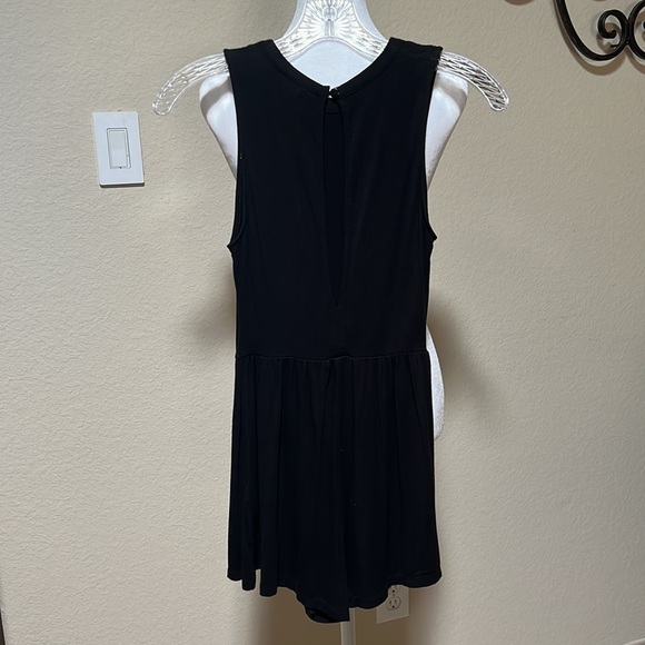 H&M Divided Romper - Picture 2 of 2